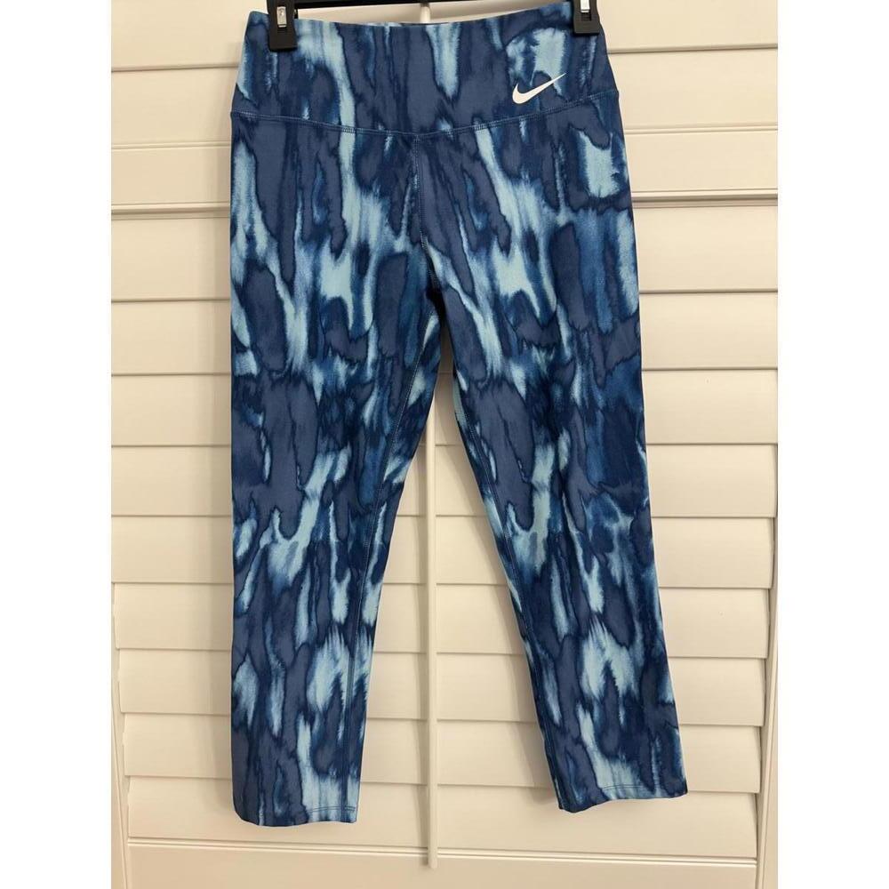 Nike women’s power legend‎ training crop pants size Small
